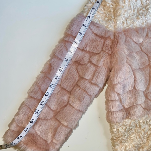Endless Rose jacket, faux fur cream blush pink and mauve color block,size medium - Picture 5 of 8